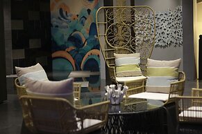 Le Coral Beach Resort and Cafe