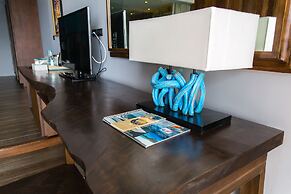 Le Coral Beach Resort and Cafe