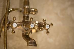 Lavender Central Hotel & Spa