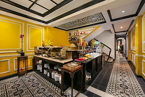 Lavender Central Hotel & Spa