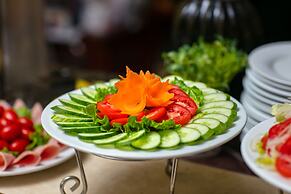 Lavender Central Hotel & Spa