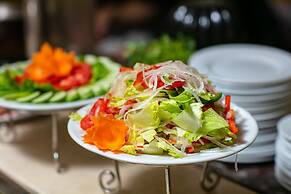 Lavender Central Hotel & Spa