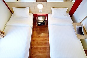 Red Planet Quezon City Timog