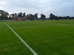 Howard Johnson by Wyndham Ezeiza Convention Center