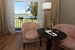 Howard Johnson by Wyndham Ezeiza Convention Center