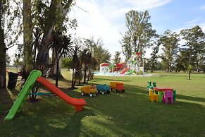 Howard Johnson by Wyndham Ezeiza Convention Center