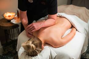 Cliffrose Springdale, Curio Collection by Hilton