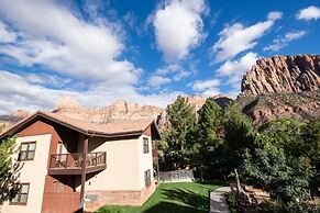 Cliffrose Springdale, Curio Collection by Hilton