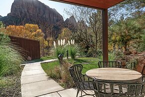 Cliffrose Springdale, Curio Collection by Hilton