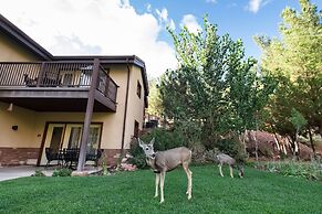 Cliffrose Springdale, Curio Collection by Hilton