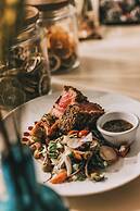 Azul Hotel & Retreat