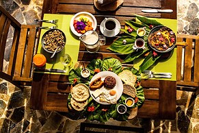 Macaw Lodge