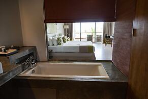 Amaya Beach Pasikudah