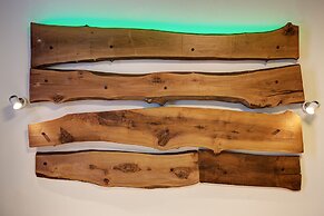 COLORS Central Ladadika