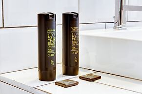 COLORS Central Ladadika