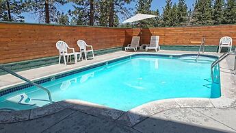 Getaways at Snow Lake Lodge