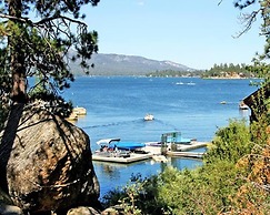 Getaways at Snow Lake Lodge