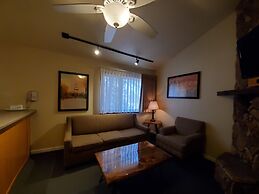 Getaways at Snow Lake Lodge