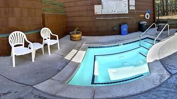 Getaways at Snow Lake Lodge