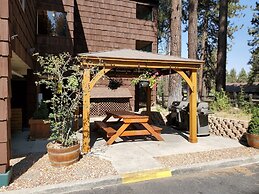 Getaways at Snow Lake Lodge