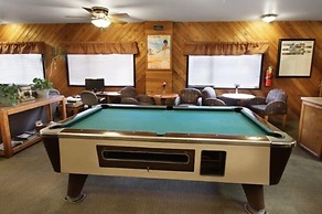 Getaways at Snow Lake Lodge