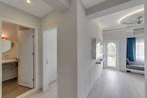 La Brezza Suite & Hotel