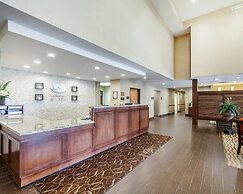 Comfort Suites Marietta - Parkersburg