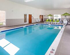 Comfort Suites Marietta - Parkersburg