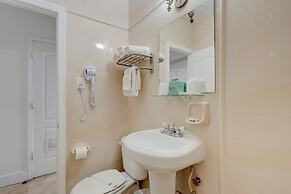 James Hotel - Near Miami Beach Convention Center