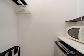 James Hotel - Near Miami Beach Convention Center