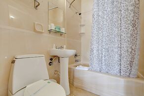 James Hotel - Near Miami Beach Convention Center