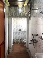 Shri Guest House