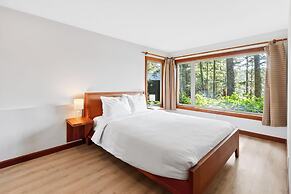 The Cabins at Terrace Beach