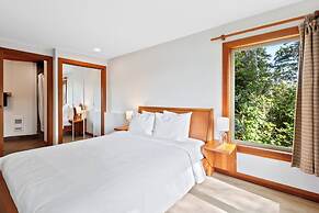 The Cabins at Terrace Beach