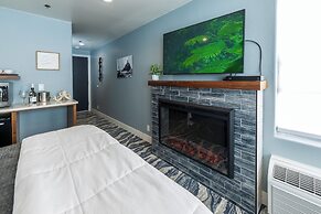 Seaside Oceanfront Inn