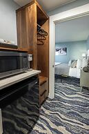 Seaside Oceanfront Inn