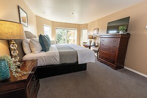 Seaside Oceanfront Inn