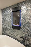 Seaside Oceanfront Inn