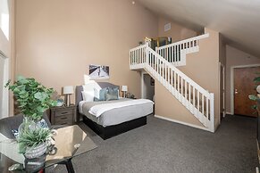 Seaside Oceanfront Inn