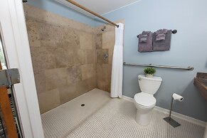 Seaside Oceanfront Inn