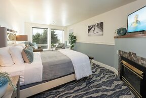 Seaside Oceanfront Inn