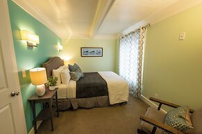 Seaside Oceanfront Inn