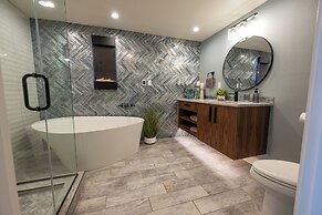 Seaside Oceanfront Inn