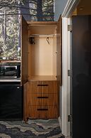 Seaside Oceanfront Inn