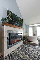 Seaside Oceanfront Inn