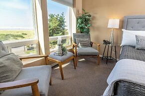 Seaside Oceanfront Inn