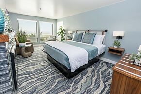 Seaside Oceanfront Inn