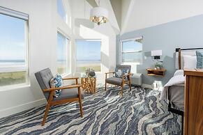 Seaside Oceanfront Inn