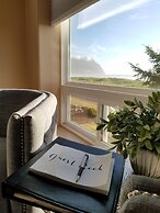 Seaside Oceanfront Inn