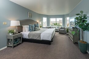 Seaside Oceanfront Inn